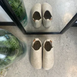 Whistler Hjemmesko|Knyster - Hallux Valgus*Beige filtet hjemmesko med højt skaft