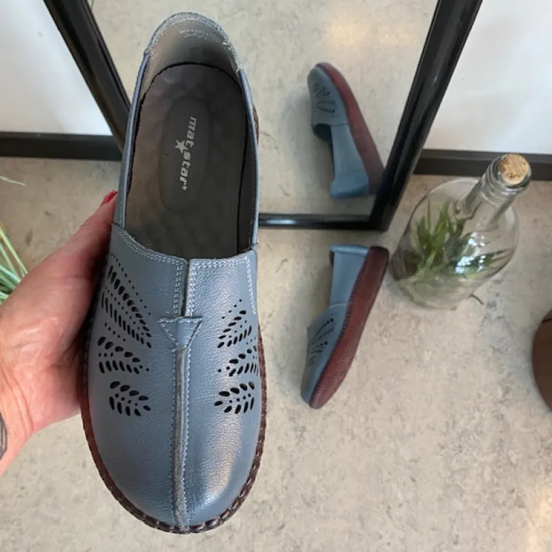 Sygeplejebutikken Sommersko Dame|Gængesål*Blå ballerina i skind