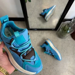 Sygeplejebutikken Sko På Tilbud*Blå letvægtssko med stødabsorbering og flotte detaljer