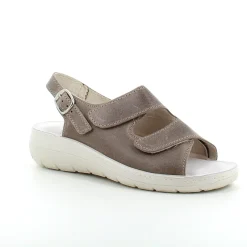 OrtoMed sko Sko På Tilbud*Bred ortopædisk sandal i beige med velcro, svangstøtte & ekstra plads til knyster