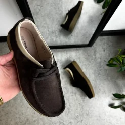 Sygeplejebutikken Sko På Tilbud*Brun ruskindssko med rågummisål