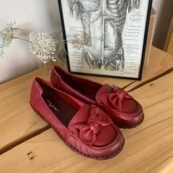 Sygeplejebutikken Slip On Sko|Gængesål*Elegant ballerina i bordeauxfarvet skind