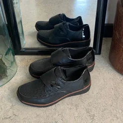 Sygeplejebutikken Sko Til Ældre|Sko Med Velcro*Elegant damesko med flotte detaljer og velcrolukning