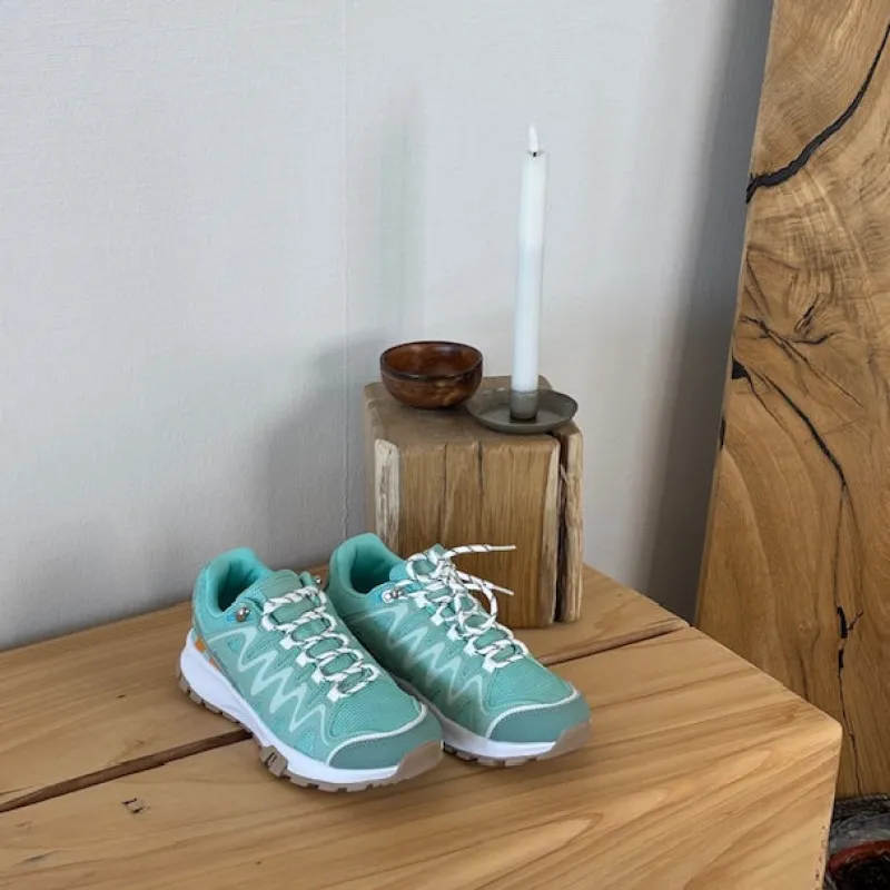 Sygeplejebutikken Sko På Tilbud*Grøn sko med åndbar overdel og flotte detaljer