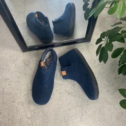 Green Comfort Hjemmesko|Overgangssko*Høj blå hjemmesko i uld med skridhæmmende såler fra