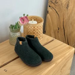 Green Comfort Hjemmesko|Overgangssko*Høj grøn hjemmesko i uld med skridhæmmende såler fra