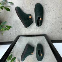 Green Comfort Hjemmesko|Overgangssko*Høj grøn hjemmesko i uld med skridhæmmende såler fra