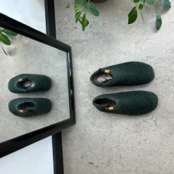 Green Comfort Hjemmesko|Overgangssko*Høj grøn hjemmesko i uld med skridhæmmende såler fra