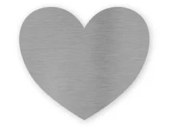 Sygeplejebutikken Navneskilte*Hjertenavneskilt til kitlen med nål