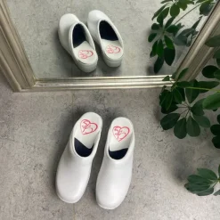 Sygeplejebutikken Clogs|Træsko Dame Modeller*Hvid skind træsko uden kap