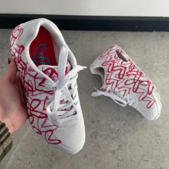 Skechers Leddegigt|Hælsporer*Hvid sko fra med flotte detaljer