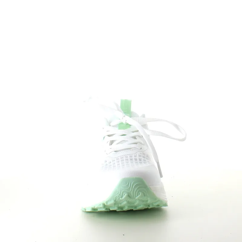 Sygeplejebutikken Knyster - Hallux Valgus|Hælsporer*Hvide letvægtssko med Nonslip ydersål