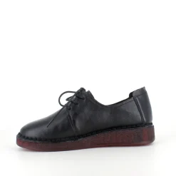 Sygeplejebutikken Stødabsorberende Sko*Klassisk sort snøresko i glat skind med udtagelig indersål & fleksibel gummisål