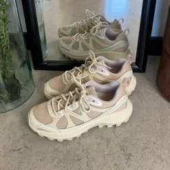 Merrell Vandresko Og Sandaler|Kondi Sko*Komfortabel og robust vandresko i beige