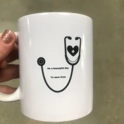 Sygeplejebutikken Gaver Til Sundhedspersonalet*Krus med citat Its a beautyfull day to save lifes