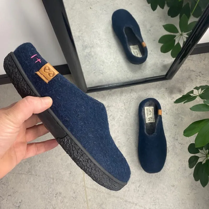Green Comfort Hjemmesko|Overgangssko*Lav blå hjemmesko i uld med skridhæmmende såler fra