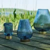 Speedtsberg Gaver Til Sundhedspersonalet*LED-lampe med riller – Moderne og elegant i gråt glas
