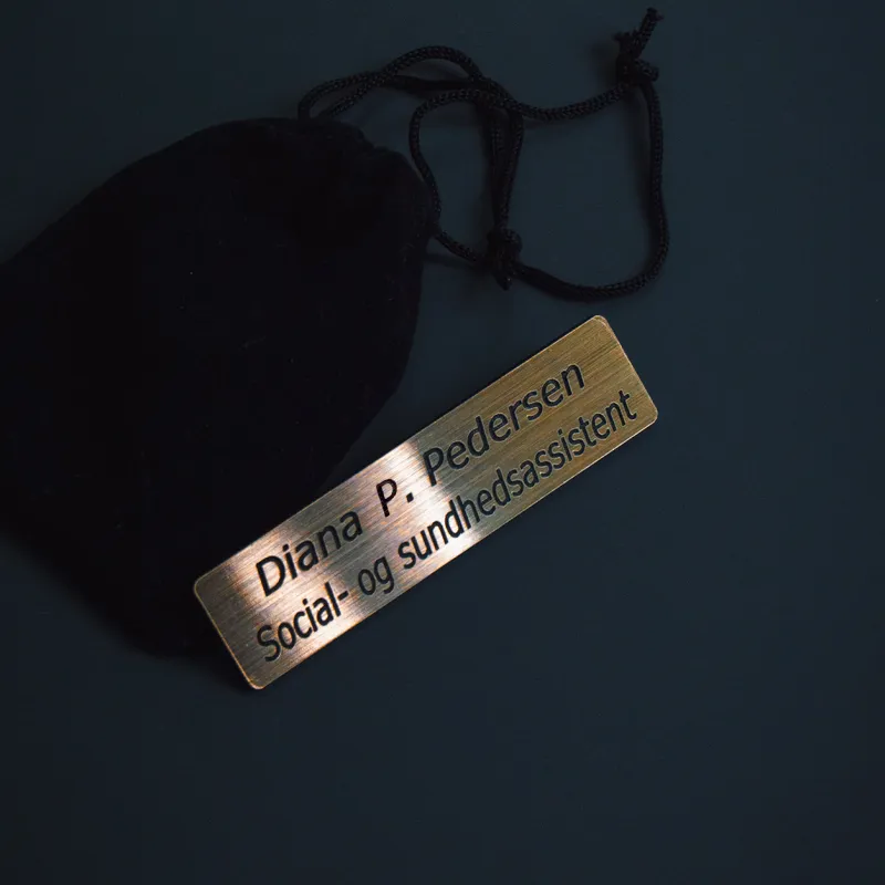 Sygeplejebutikken Navneskilte*Magnet navneskilt, firkantet, afrundede hjørner