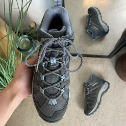 Merrell Vandresko Og Sandaler|Stødabsorberende Sko*vandrestøvle med Gore-Tex - som giver både stabilitet og støtte