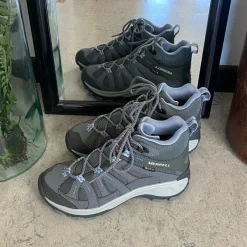 Merrell Vandresko Og Sandaler|Stødabsorberende Sko*vandrestøvle med Gore-Tex - som giver både stabilitet og støtte