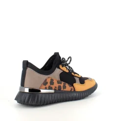 Sygeplejebutikken Slip On Sko*Moderne sko med flotte detaljer og gummisål