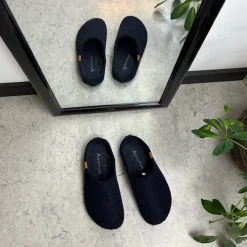 Whistler Kolde Fødder|Kolde Fødder*Mørkeblå filtet hjemmesko fra med svangstøtte