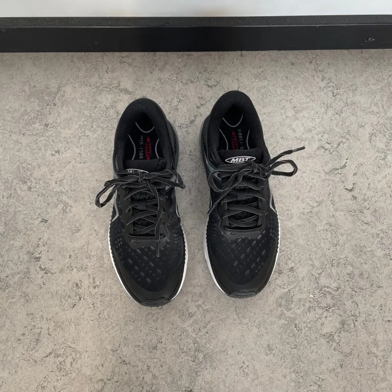 MBT Hælsporer|Hammertå*MTR sko i sort fra