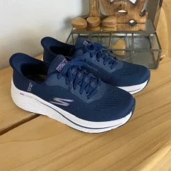 Skechers Knyster - Hallux Valgus|Leddegigt*Navy Slip-ins fra med snørre og Max Cushion bund