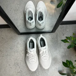 Skechers Leddegigt|Hælsporer*Åndbar hvid MaxCushioning sko fra