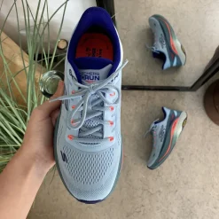 Skechers Benlængdeforskel|Knyster - Hallux Valgus*Åndbar MaxChusion sko fra