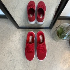 Skechers Benlængdeforskel|Leddegigt*Rød Slip-ins med glimmer detaljer.