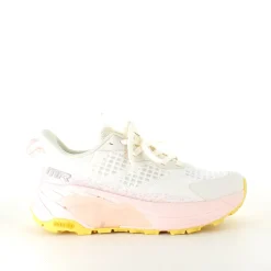 Sygeplejebutikken Knyster - Hallux Valgus|Leddegigt*Råhvide letvægtssko med rosa Nonslip ydersål