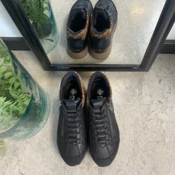 Rieker Kort Støvle Dame|Sorte Støvletter*Step-in støvle med flotte detaljer