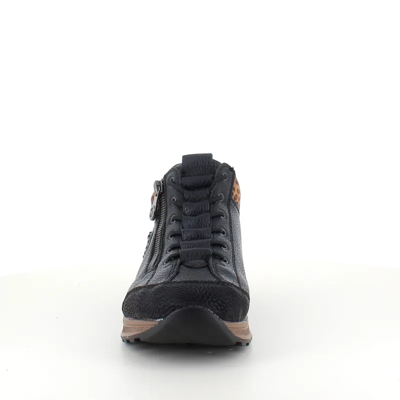 Rieker Kort Støvle Dame|Sorte Støvletter*Step-in støvle med flotte detaljer