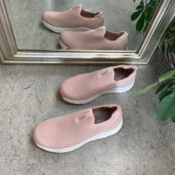 Cruz Sko På Tilbud*Rosa slip on sko fra med god bredde