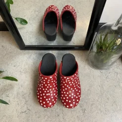 Sanita Clogs|Træsko Dame Modeller*træsko med rødt og hvidt prikmønster