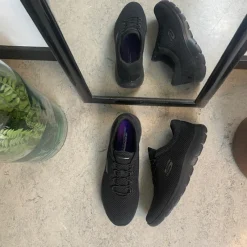 Skechers Sko På Tilbud*letvægtssko med Memory Foam
