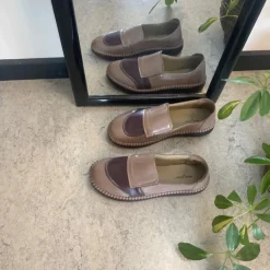 Sygeplejebutikken Sko På Tilbud*Slip on sko i skind med ultra fleksibel ydersål