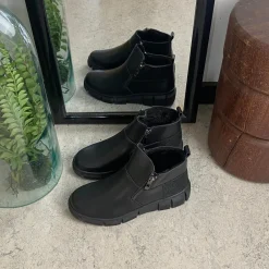 Sygeplejebutikken Kort Støvle Dame|Vinterstøvler Damer*Sort læder ankelstøvle med for og dobbelt lynlås