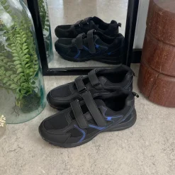 Sygeplejebutikken Sko Til Ældre|Sko Med Velcro*Sort letvægtssko med velcroremme og stødabsorberende sål