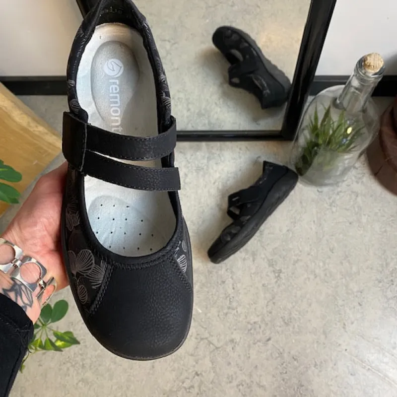 Remonte Sko På Tilbud*Sort ballerina med god svangstøtte.