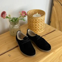 Sygeplejebutikken Sko På Tilbud*Sort ruskindssko med rågummisål