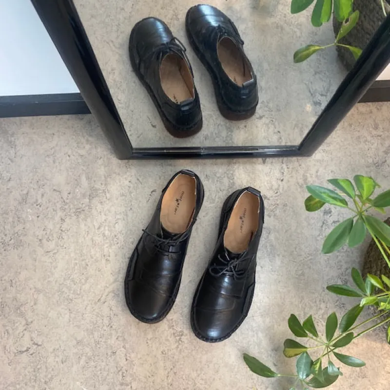 Sygeplejebutikken Sko På Tilbud*Sort skind snøresko med god stødabsorbering