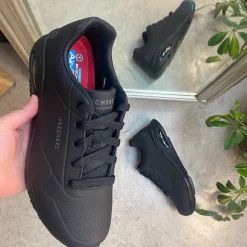 Skechers Leddegigt|Hælsporer*Sort skridsikker arbejdssko fra med ESD