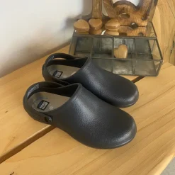 Sygeplejebutikken Esd Fodtøj|Clogs*Sort skridsikker clog træsko