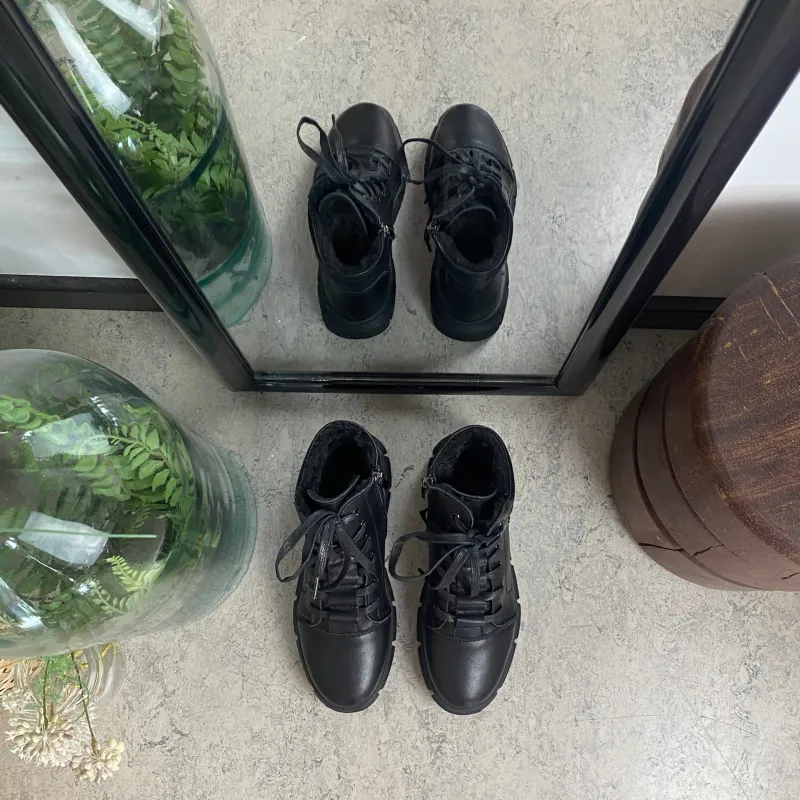 Sygeplejebutikken Overgangssko*Sort støvle med stødabsorberende sål