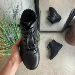 Sygeplejebutikken Overgangssko*Sort støvle med stødabsorberende sål