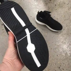 GaitLine Leddegigt|Hælsporer*Strikket i sort med hvid bund