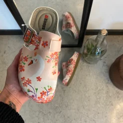 Sygeplejebutikken Clogs|Træsko Dame Modeller*Træsko med svaneprint