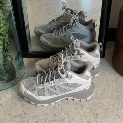 Merrell Vandresko Og Sandaler*Vandtæt vandresko med åndbart mesh og stiv gænge